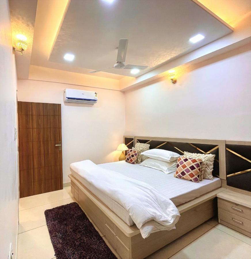 Airport Bliss Apartment+Balcony & Netflix + Prime Jaipur Exterior foto