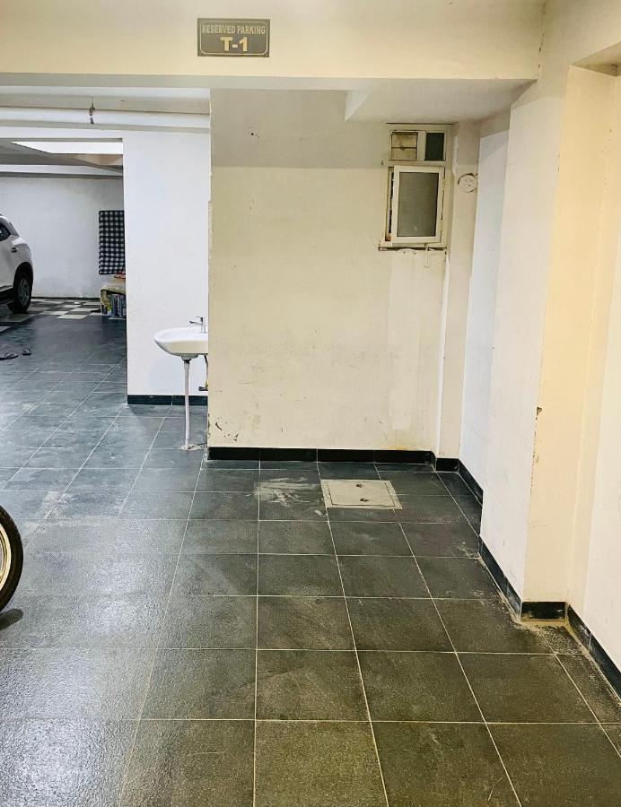 Airport Bliss Apartment+Balcony & Netflix + Prime Jaipur Exterior foto